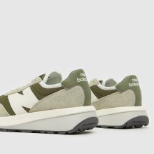 New Balance 370,4 of 4