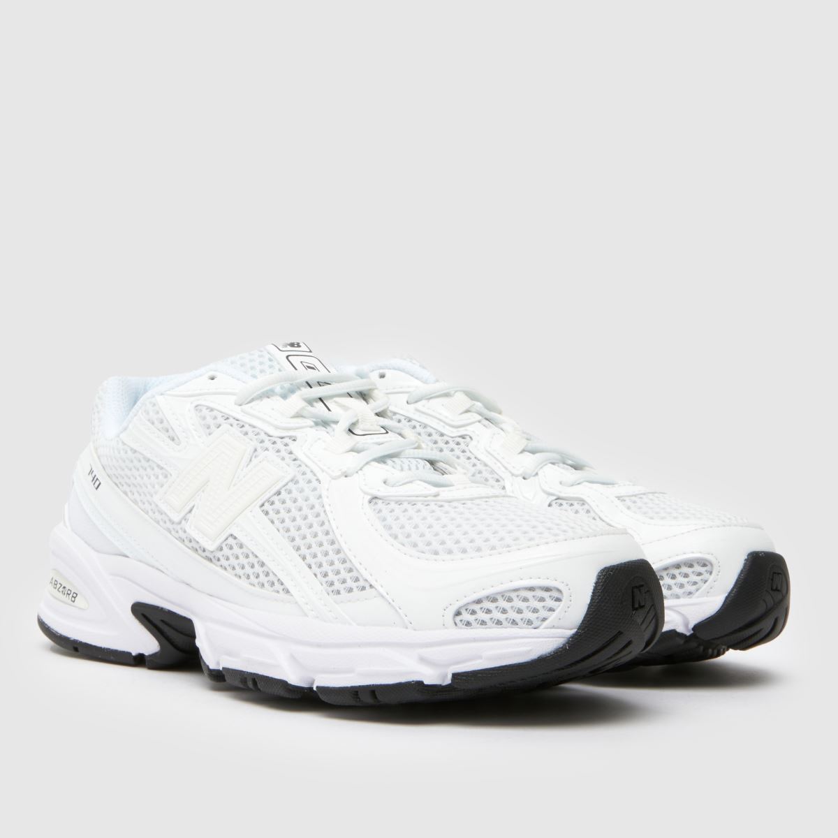 New Balance 740 Trainers in White