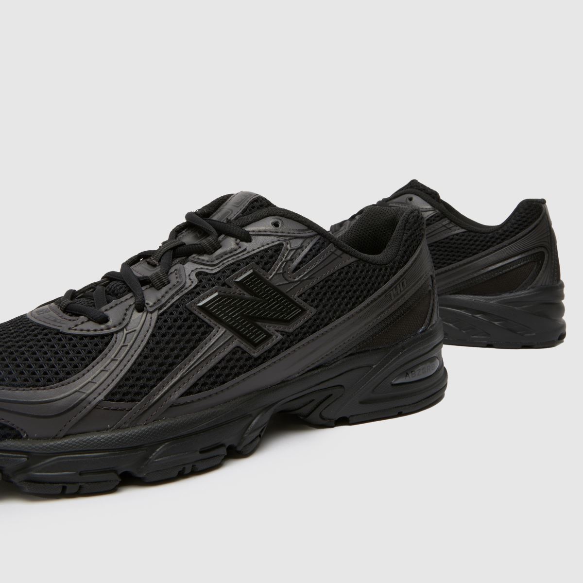 New Balance 740 in Black New Balance 740 7