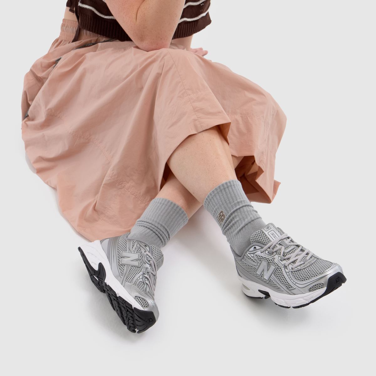 New Balance 740 in Silver New Balance 740 8