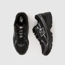 New Balance 740 in Black & Silver New Balance 740,4 of 4