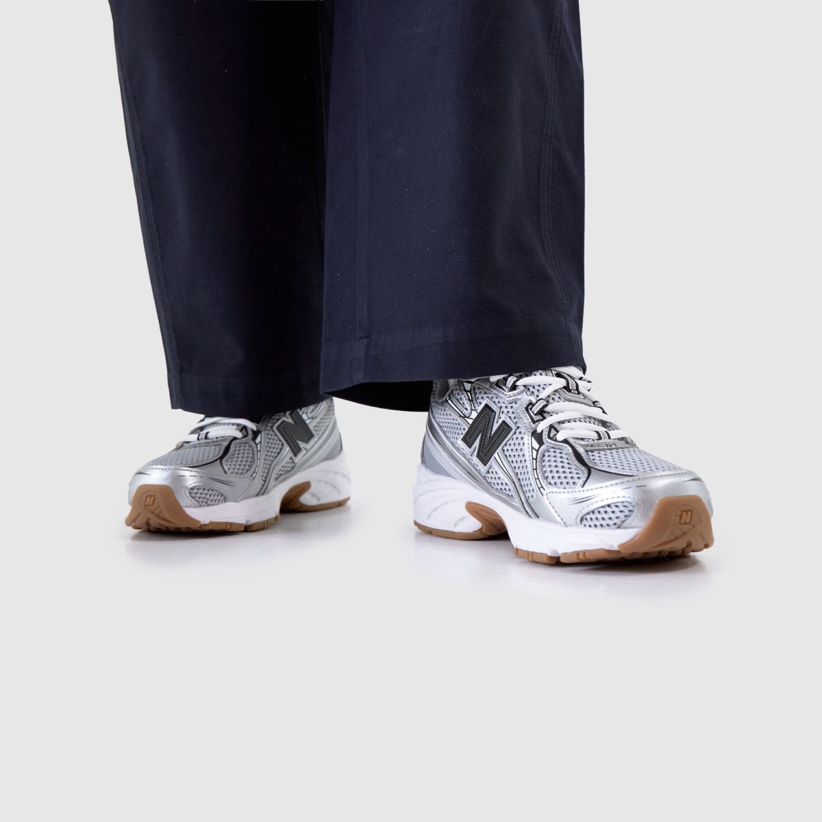 New Balance 740 in Silver Multi New Balance 740 8