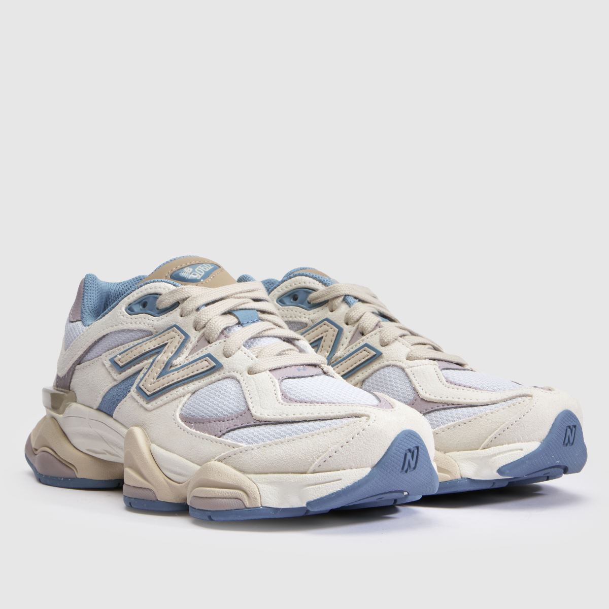 New Balance 9060 in Off-White New Balance 9060 3