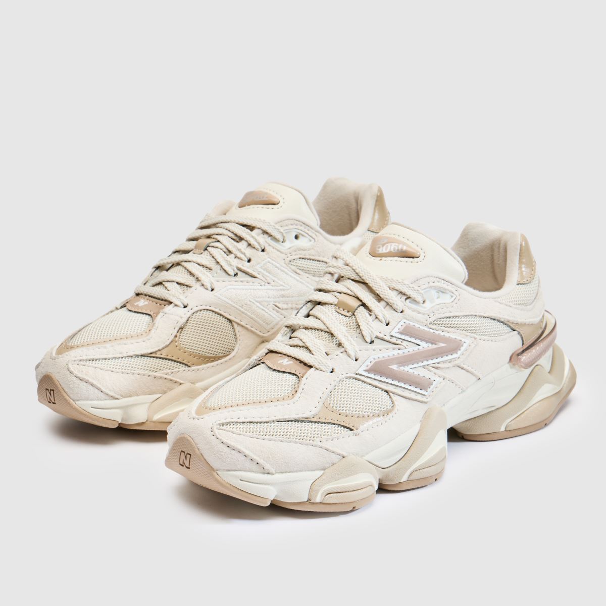 New Balance 9060 in Beige New Balance 9060 4