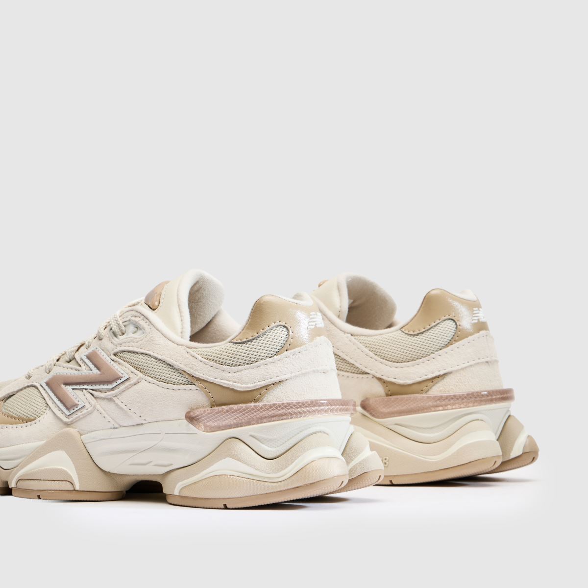 New Balance 9060 in Beige New Balance 9060 7