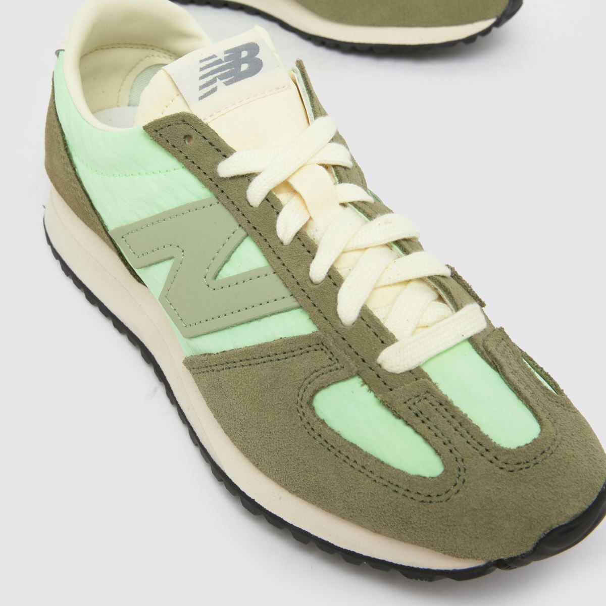 New Balance 471 in Green Multi New Balance 471 4