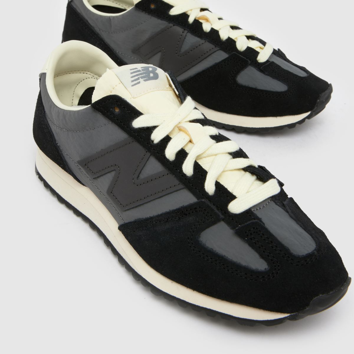 New Balance 471 in Navy New Balance 471 4