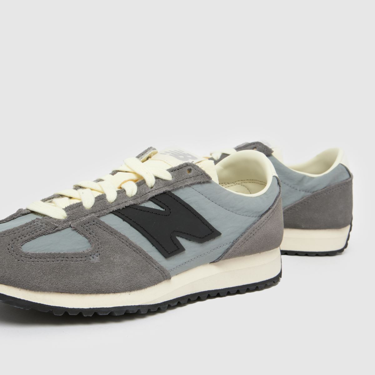 Damen New Balance Grau 471 Sneaker New Balance 471 7