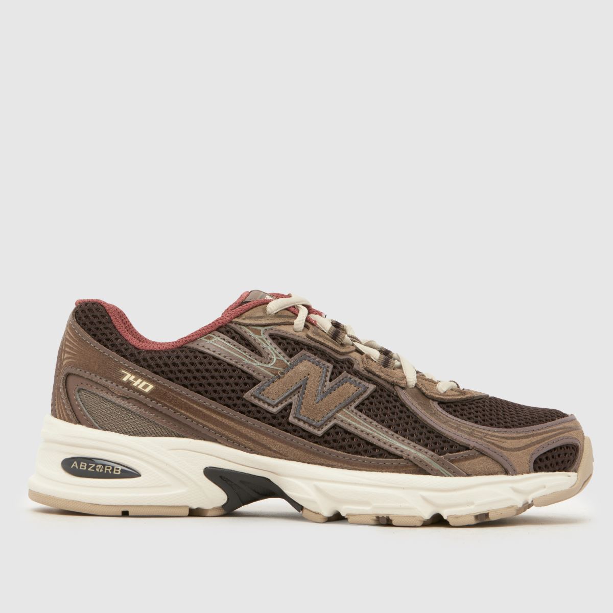 New Balance 740 Trainers in Brown
