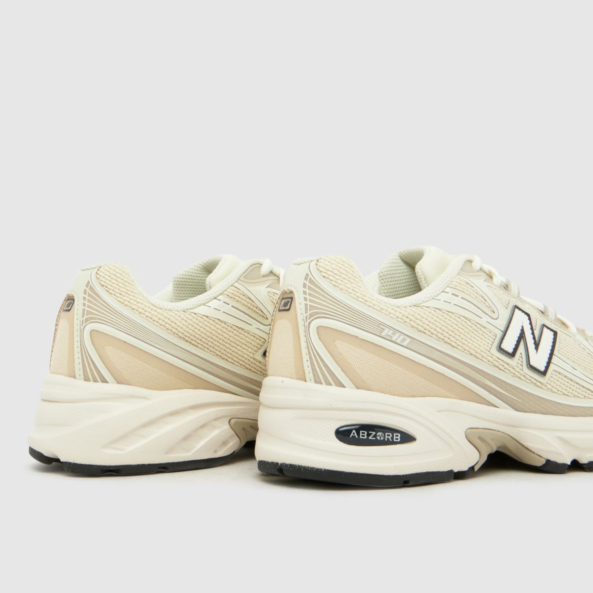 New Balance 740 in Beige New Balance 740 7