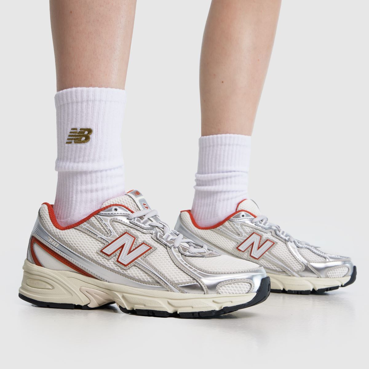 New Balance 740 in Stone Multi New Balance 740 8