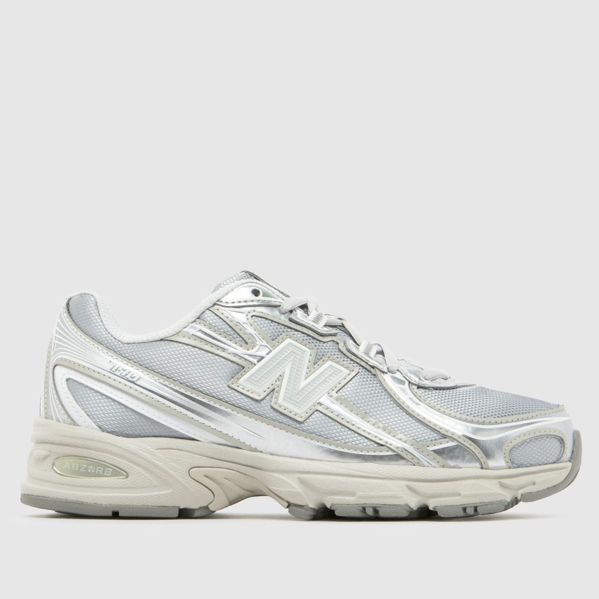 New Balance 740 Trainers in Silver