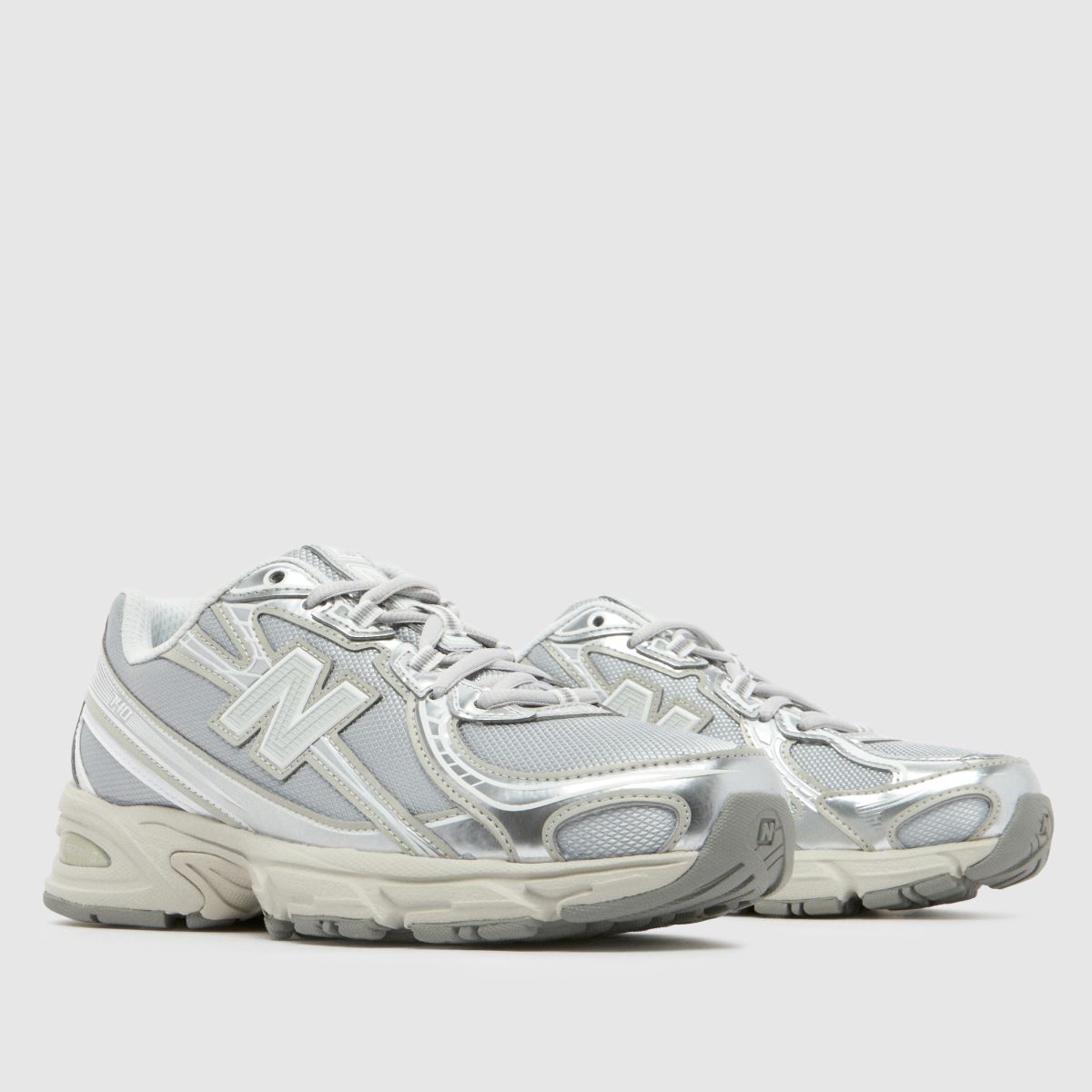 New Balance 740 in Silver New Balance 740 3