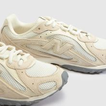 New Balance 204L in Angora & Linen New Balance 204L,3 of 4
