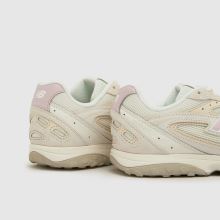 New Balance 204L in Sea Salt & Stone Pink New Balance 204L,4 of 4