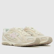 New Balance 204L in Sea Salt & Stone Pink New Balance 204L,2 of 4