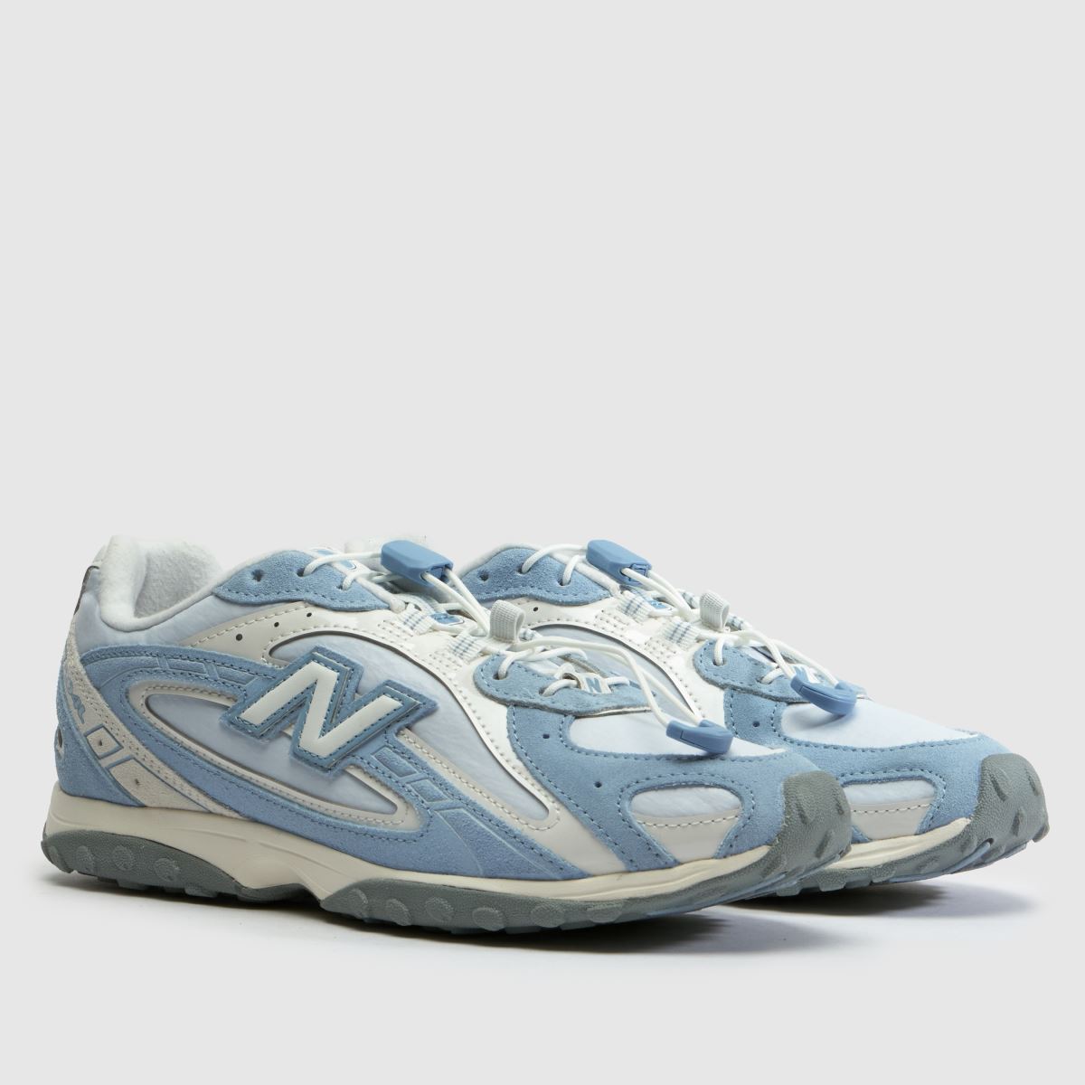New Balance 204L in Pale Blue New Balance 204L 3