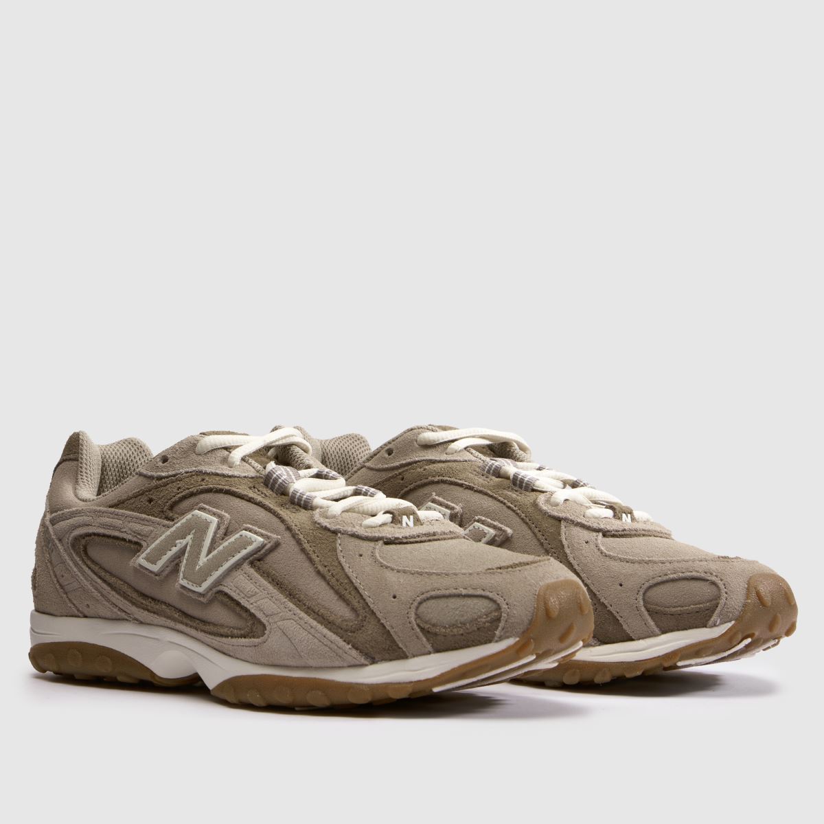 New Balance 204L in Beige & Brown New Balance 204L 3