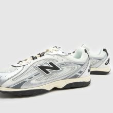 New Balance 204L in Black & Silver New Balance 204L,4 of 4