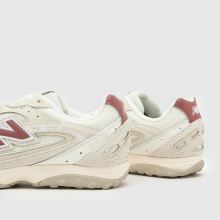 New Balance 204L in Sea Salt & Red Rock New Balance 204L,4 of 4