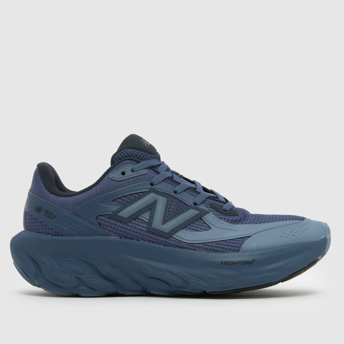 New Balance TRN Trainers in Navy