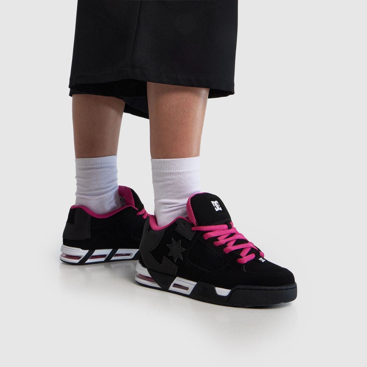 DC Command in Black & pink DC Command 8