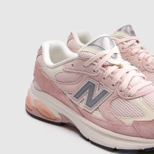 New Balance 2010 in Pale Pink New Balance 2010,3 of 4