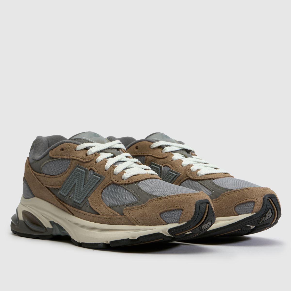 New Balance 2010 in Brown & Grey New Balance 2010 3