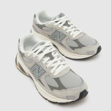 New Balance 2010 in Grey New Balance 2010,3 of 4