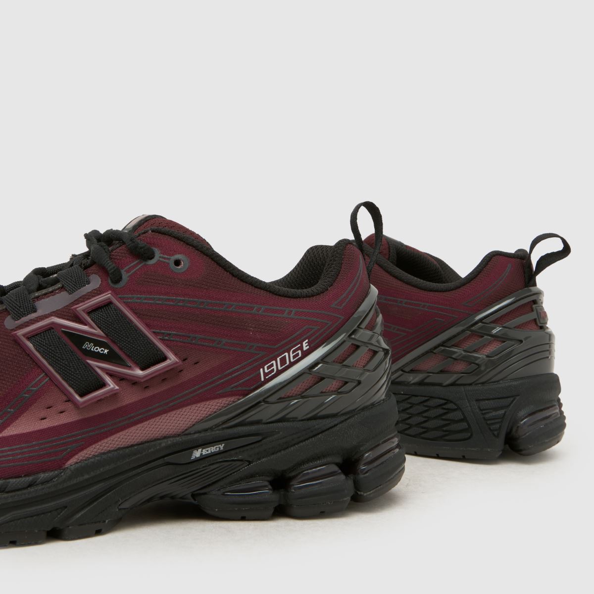 New Balance 1906 in Burgundy New Balance 1906 7
