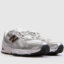 New Balance 740 in White & Silver New Balance 740,2 of 4