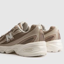 New Balance 740 in Brown New Balance 740,3 of 4