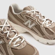 New Balance 740 in Brown New Balance 740,4 of 4