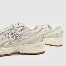 New Balance 740 in Off-White Multi New Balance 740,4 of 4