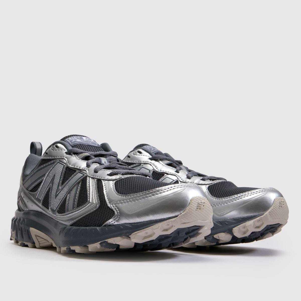 New Balance 410v5 in Silver Multi New Balance 410v5 3