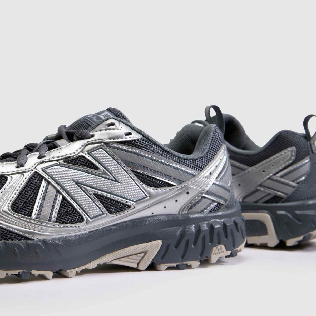 New Balance 410v5 in Silver Multi New Balance 410v5 7