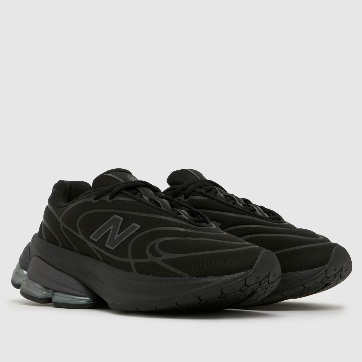 New Balance 5030 in Black New Balance 5030 8