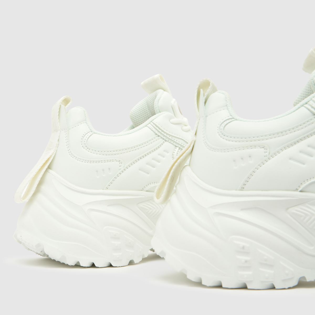 Buffalo London Turbo One in White Buffalo London Turbo One 7