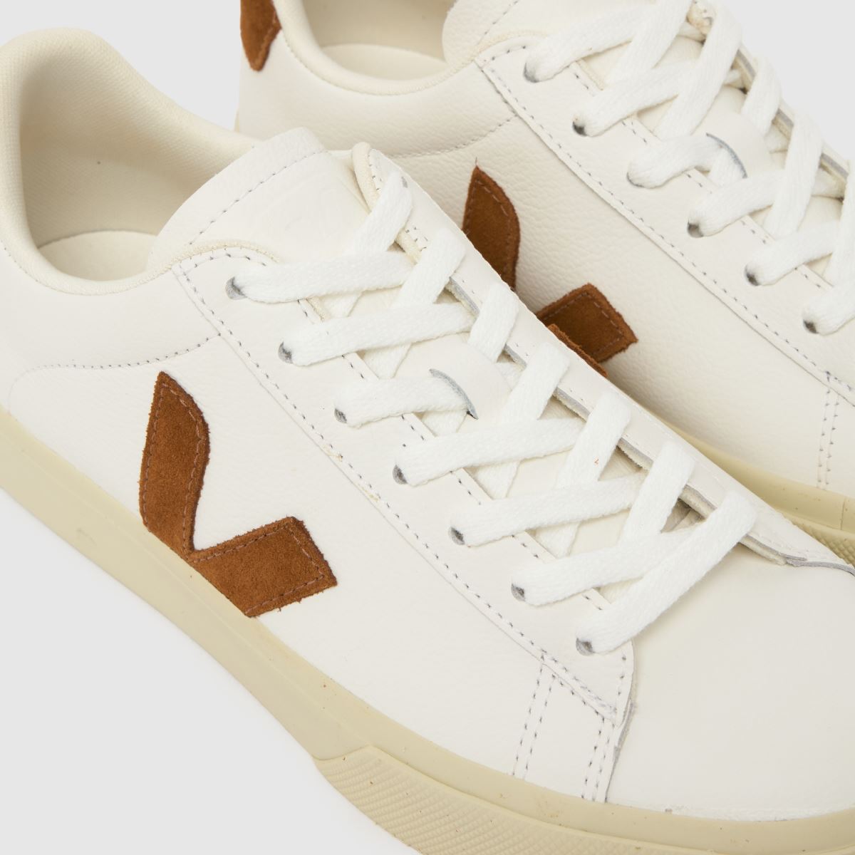 VEJA Campo in White & Brown VEJA Campo 4