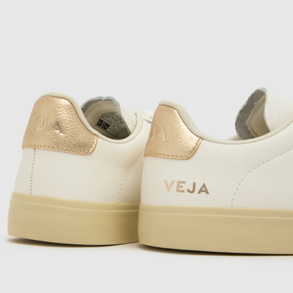 VEJA Campo in White & Gold VEJA Campo 7