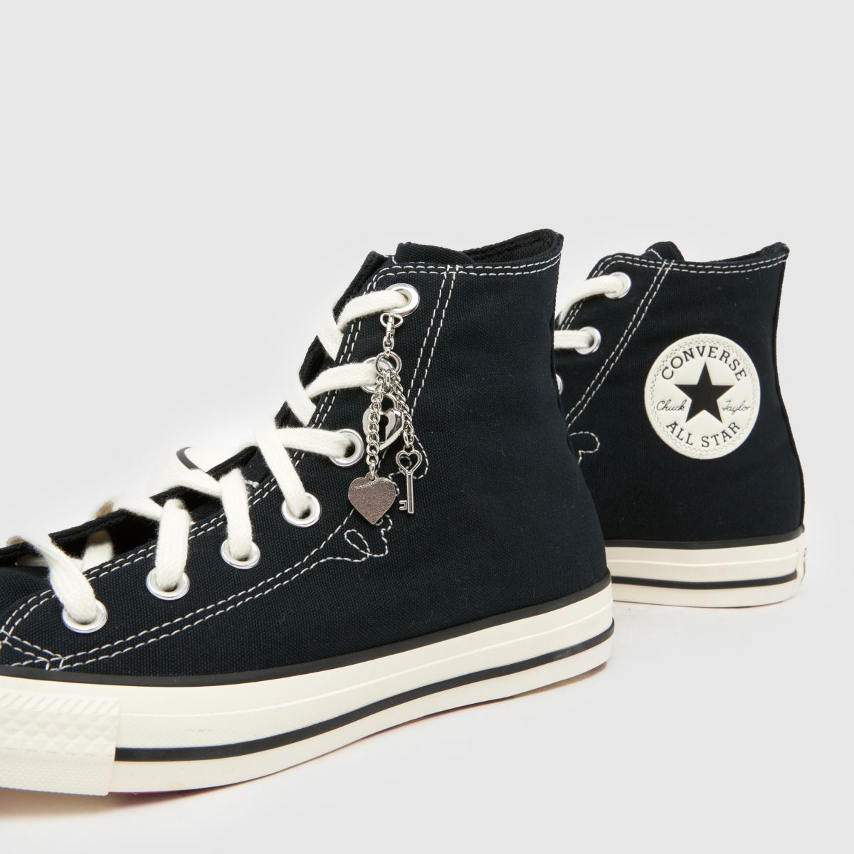 Converse Chucks In Love All Star Hi in Black & White Converse Chucks In Love All Star Hi 4