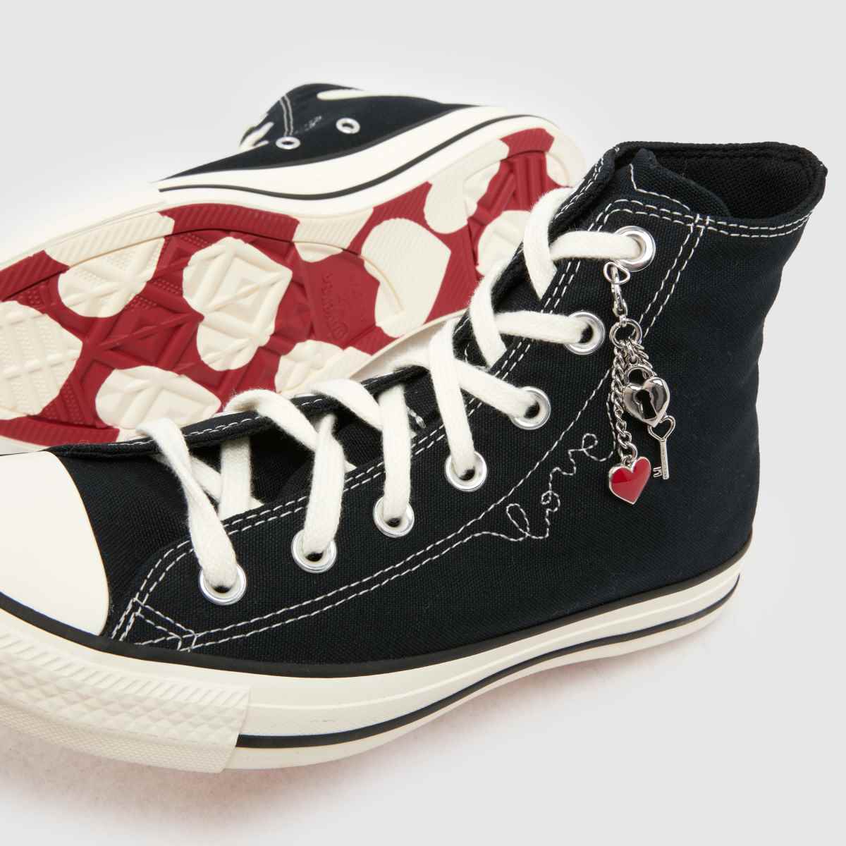 Converse Chucks In Love All Star Hi in Black & White Converse Chucks In Love All Star Hi 7