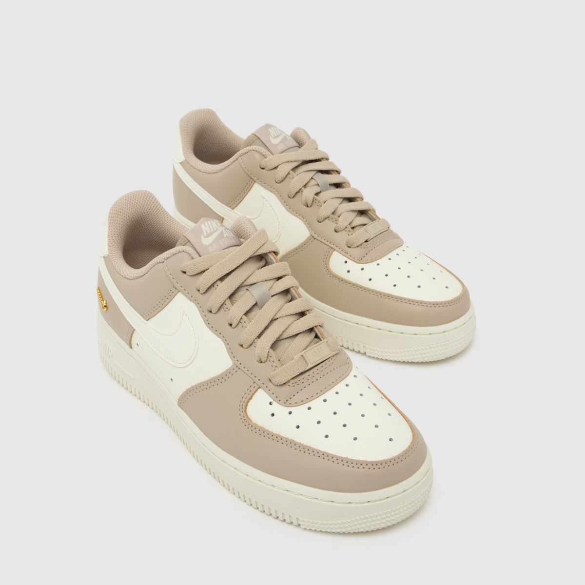 Nike Air Force 1 in White & Beige Nike Air Force 1 4