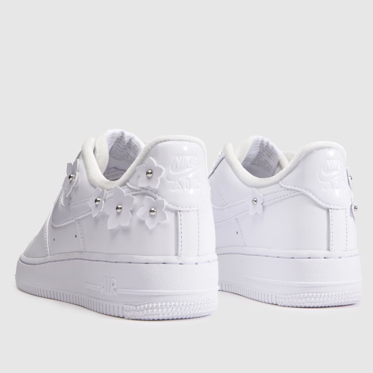 Nike Air Force 1 in White Nike Air Force 1 7