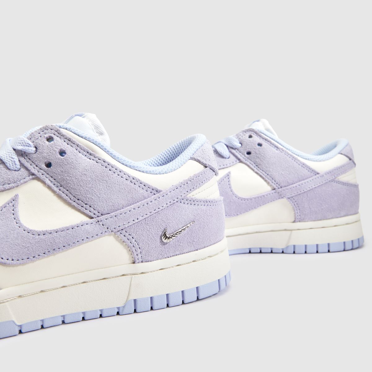 Nike Dunk Low in White & Pl Blue Nike Dunk Low 7