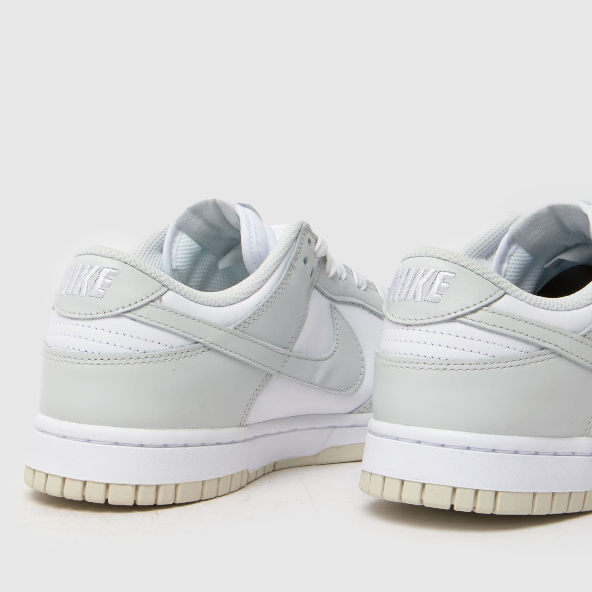 Nike Dunk Low in White & grey Nike Dunk Low 7