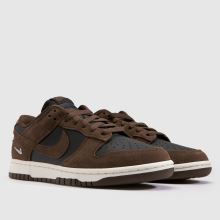 Nike Dunk Low,2 of 4