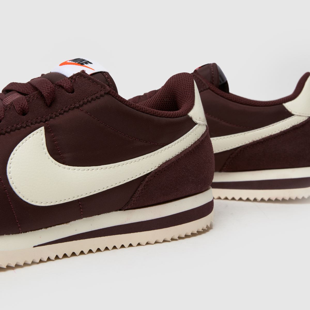 nike cortez womens burgundy