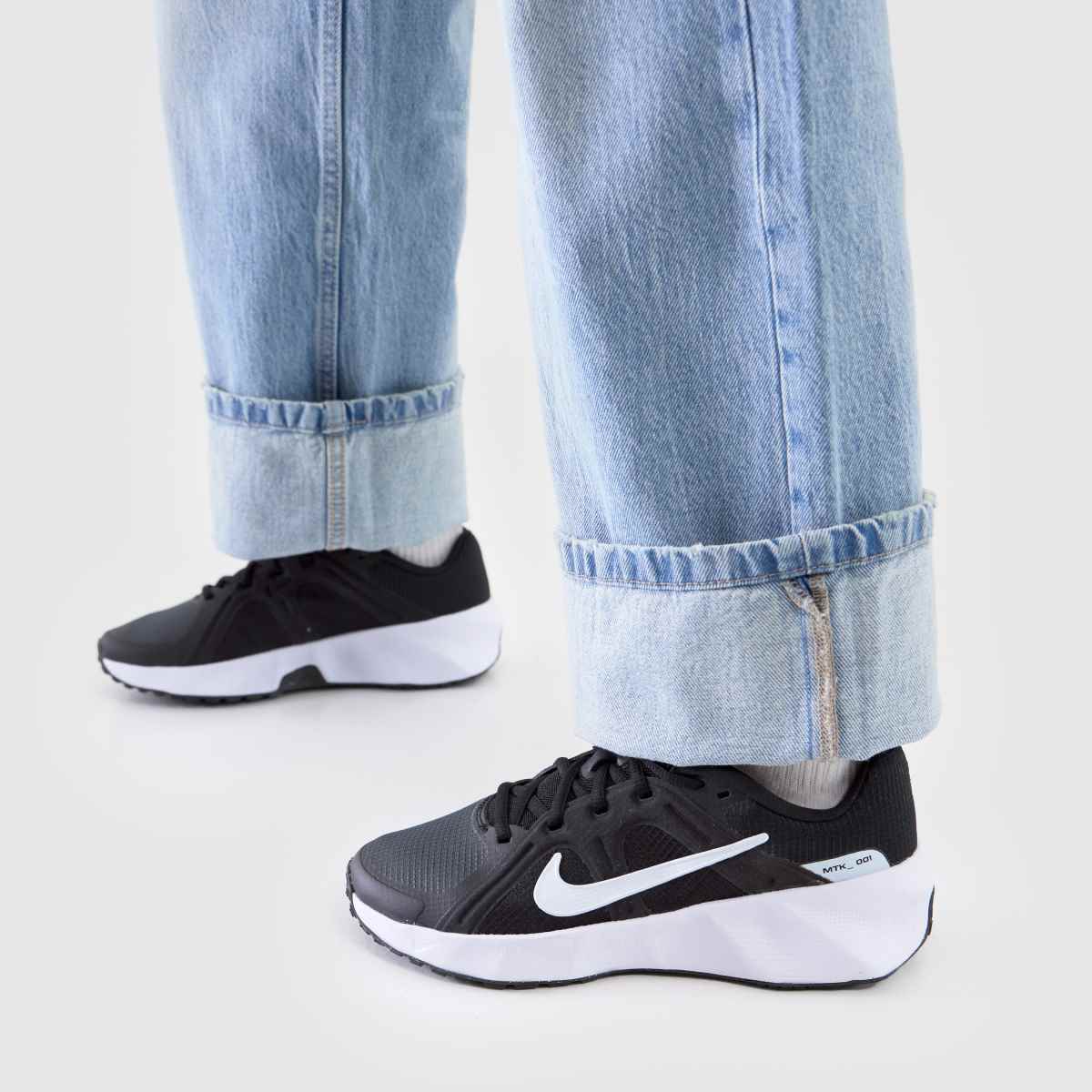 Nike Metro Tek in Black & White Nike Metro Tek 8