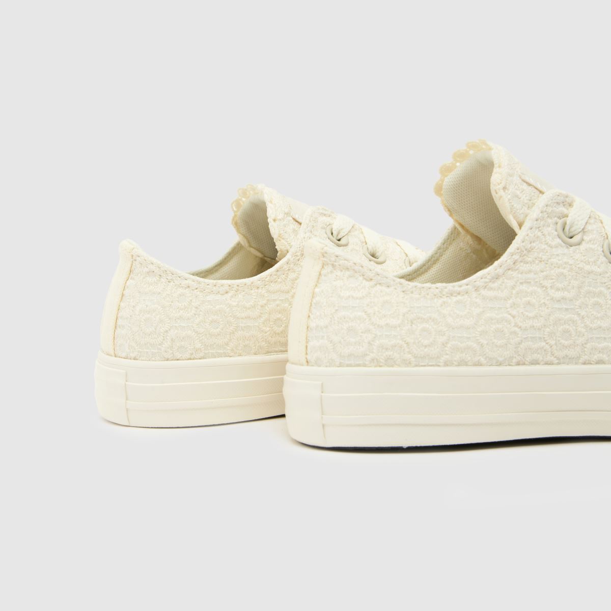 Converse All Star Ox in Off-White Converse All Star Ox 7